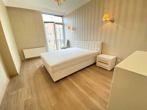 квартира за адресою Регенераторна вул., 4