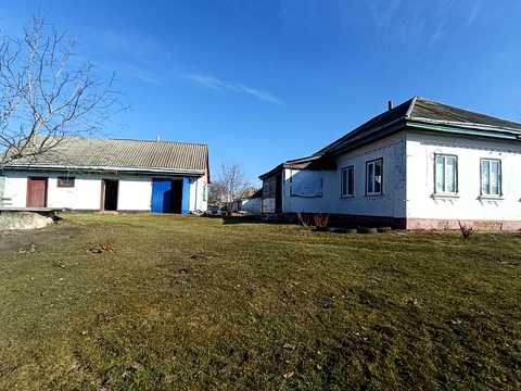 дом по адресу с. Лукашовка, Гармаша, 16