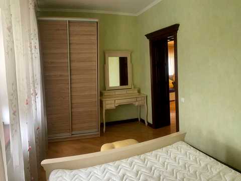 будинок за адресою Академічна вул., 10