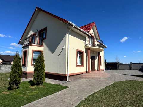 будинок за адресою с. Біла Криниця, 24 серпня, 11