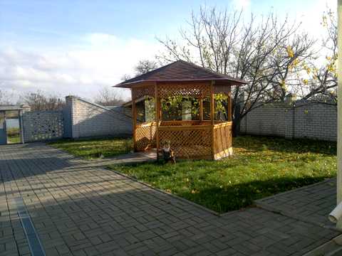 дом по адресу Центральна