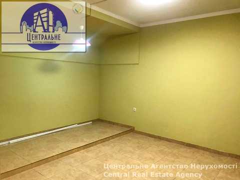комерційна за адресою Чернівці, Тараса Шевченка вул., 25