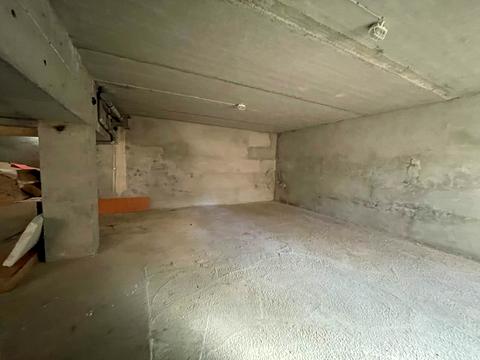 комерційна за адресою Омеляна Польового, 4б