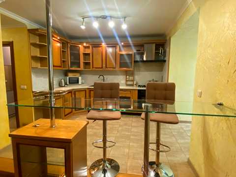 квартира за адресою Драгоманова вул., 17