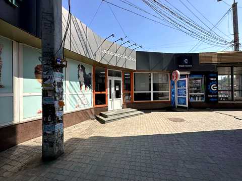 коммерческая по адресу Вокзальная пл. (Петровського), 13
