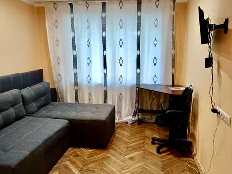 квартира за адресою Олени Теліги вул., 7-А