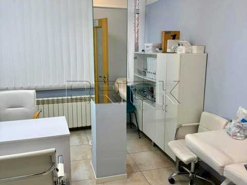 коммерческая по адресу Днепровская набережная ул., 25