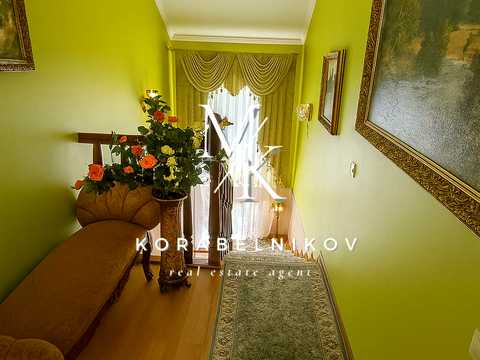будинок за адресою Освіти вул., 12