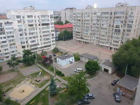 квартира за адресою вул. Вернадського, 1