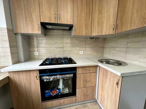 квартира за адресою Зарічанська вул., 24