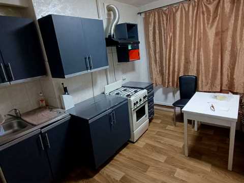 квартира за адресою Космонавтів вул., 126/2