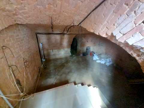 комерційна за адресою Соборна пл., 10