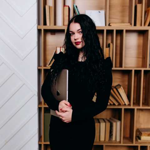 Сидорянська Анна