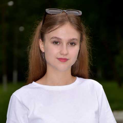 Дадацька Вікторія