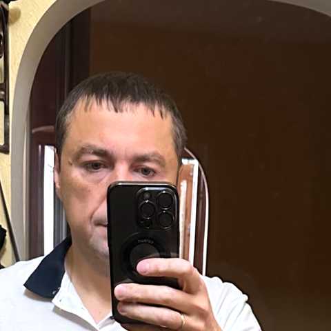 Олександр