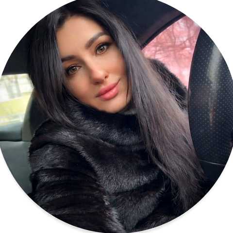 Трєтіна Юлія