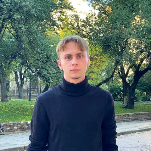 Копцюх Максим