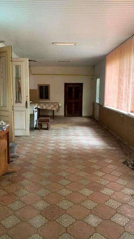 Вишнева вулиця