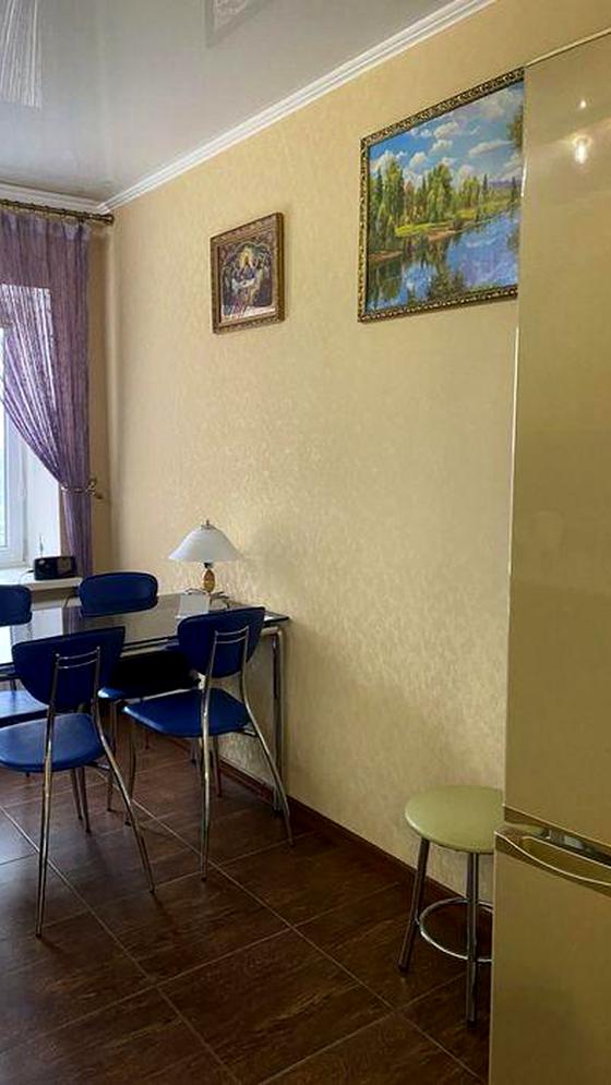 Сорочинська вулиця, 53