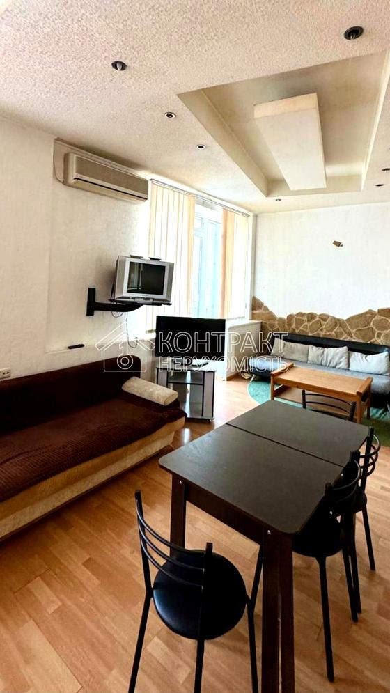 вулиця Майка Йогансена, 14/16