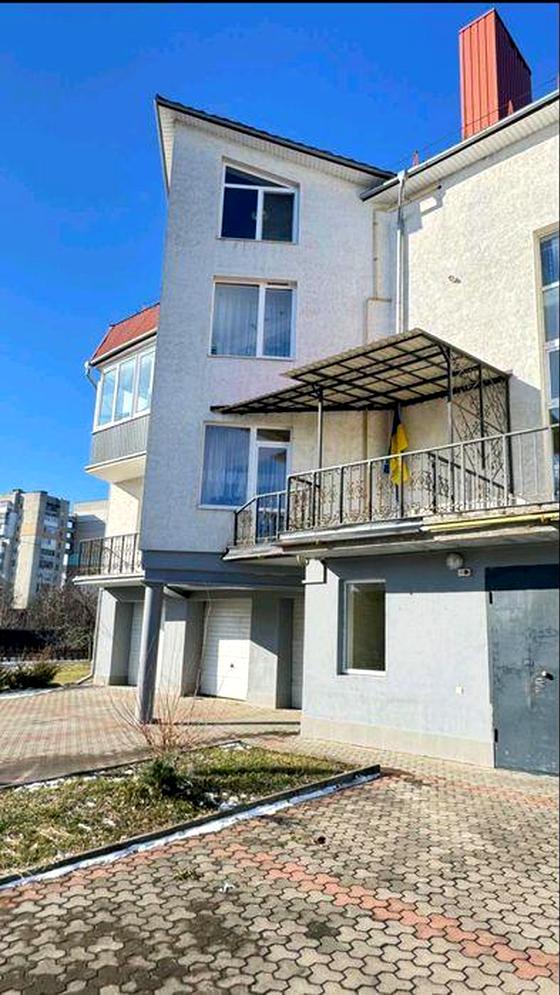 вул. Стара Дорога, 20, вул. Прасолів, 2, 4а