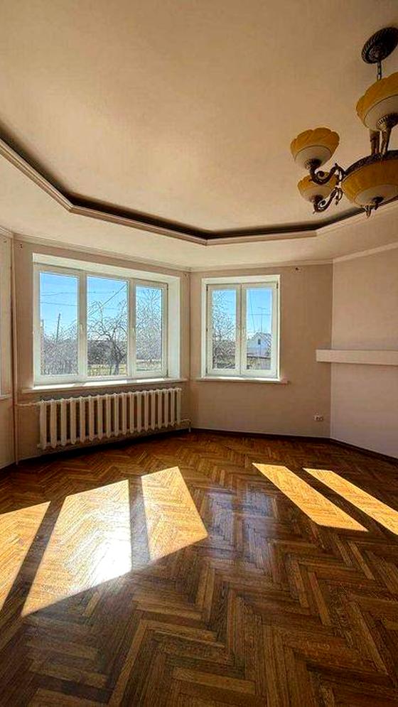 бульвар Незалежності, 6