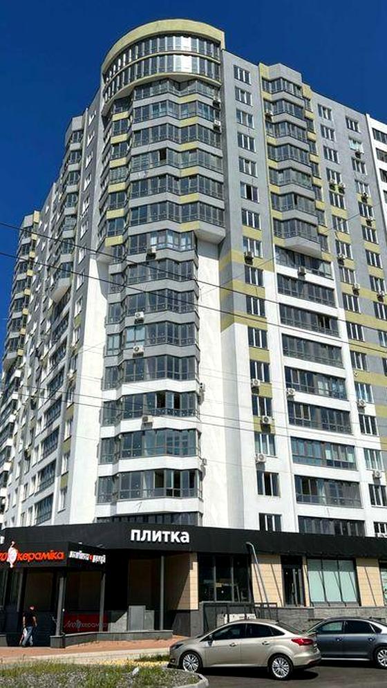 вулиця Михайла Грушевського, 110