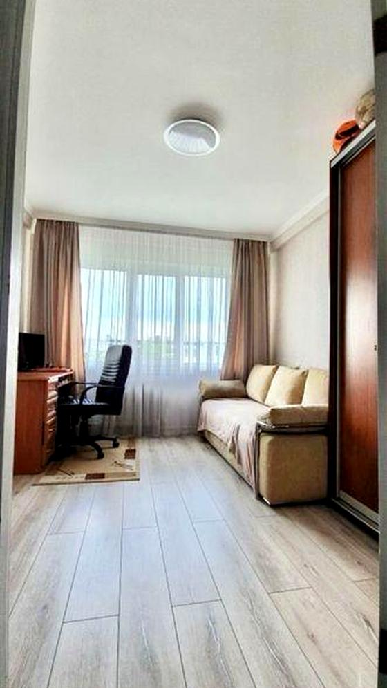 Дарницький бульвар, 15