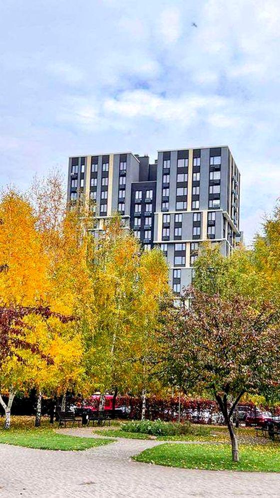 вул. Паркова, 40