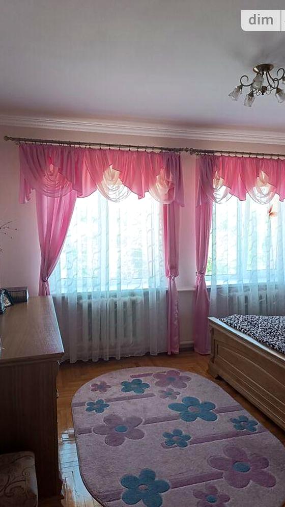 вулиця Красногірка