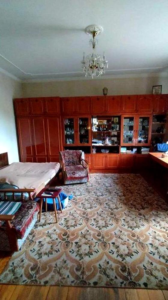 Транспортна вулиця