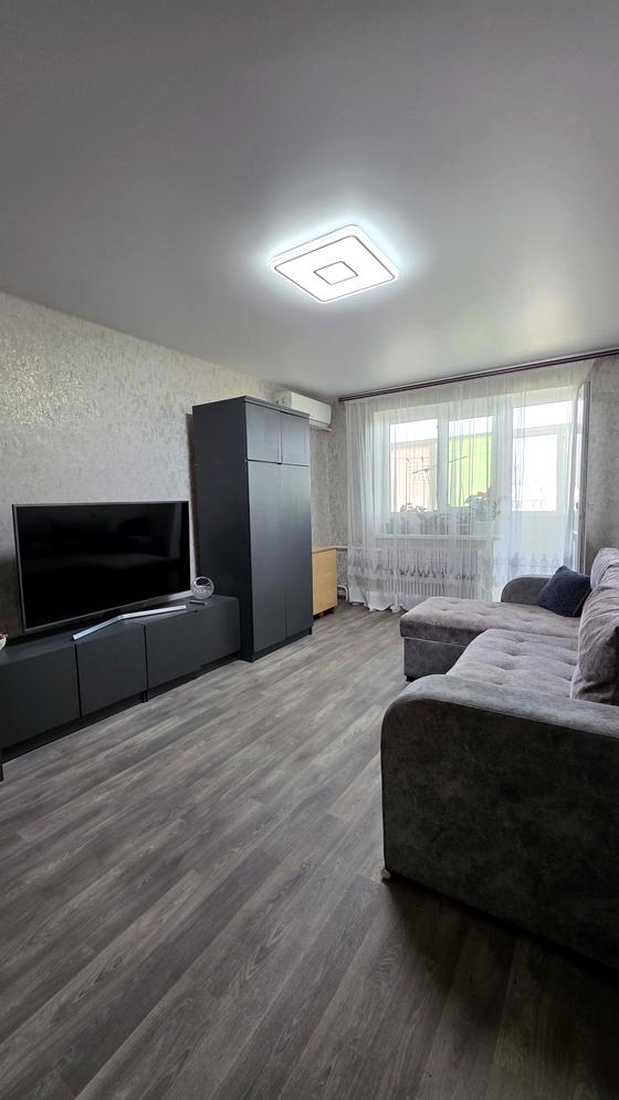 проспект Металургів, 84в