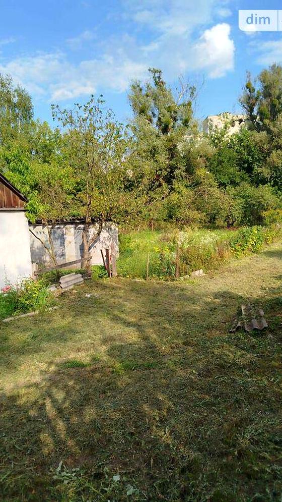 Річна вулиця, 4