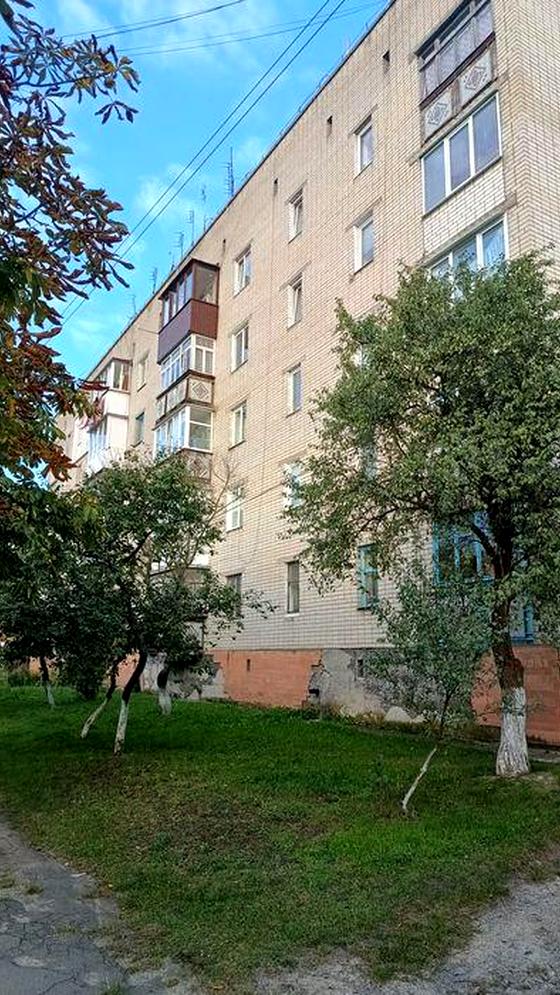 вулиця Миру, 142