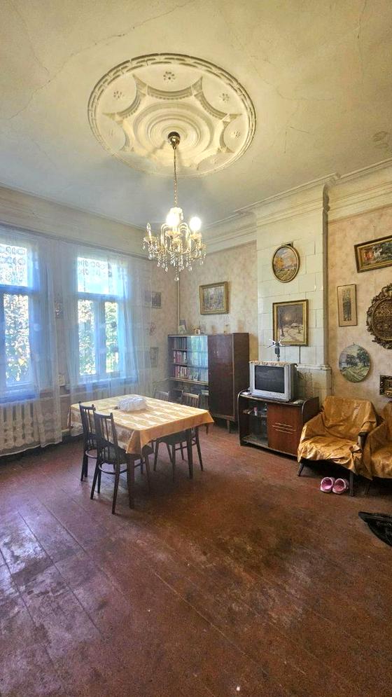 провулок Світло Шахтаря, 13