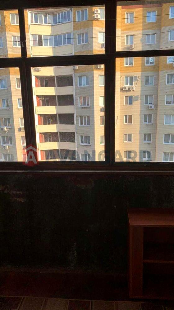 Автозаводська вулиця, 10