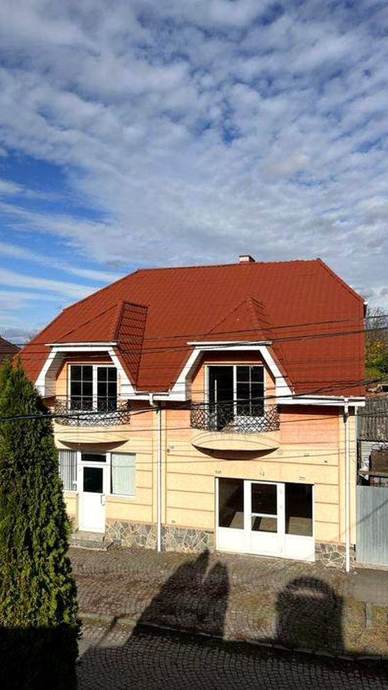вулиця Ольги Кобилянської, 4