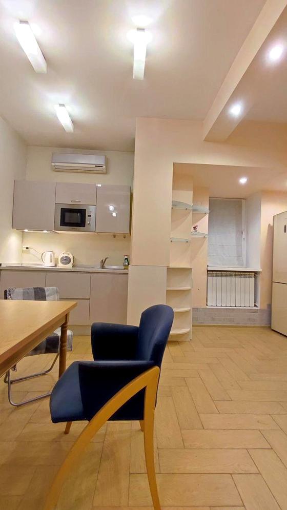 вулиця Гетьмана Павла Скоропадського, 8-А