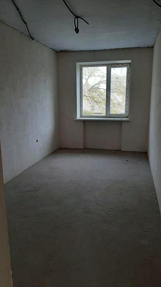 Соборна вулиця, 76