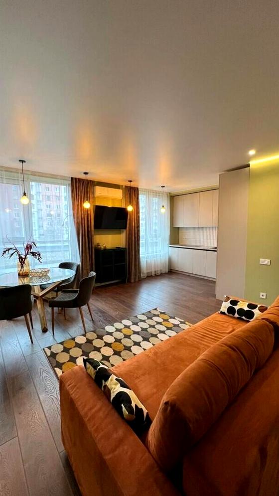 проспект Червоної Калини, 56а