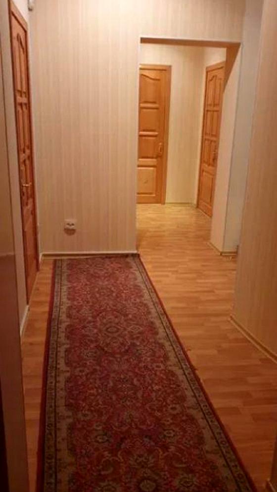 Торгова вулиця, 12