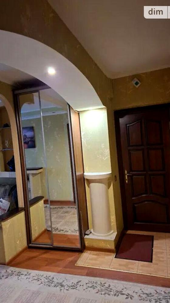 вулиця Незалежності, 7