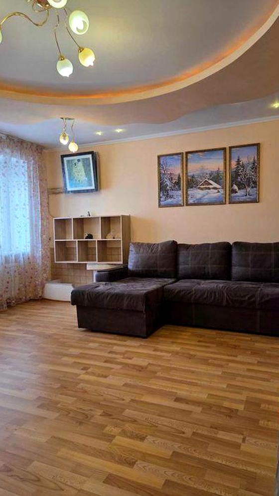 Сумгаїтська вулиця, 17/1