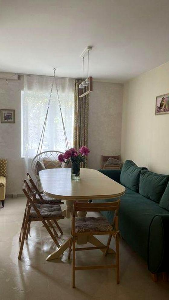вулиця Степана Бандери, 12