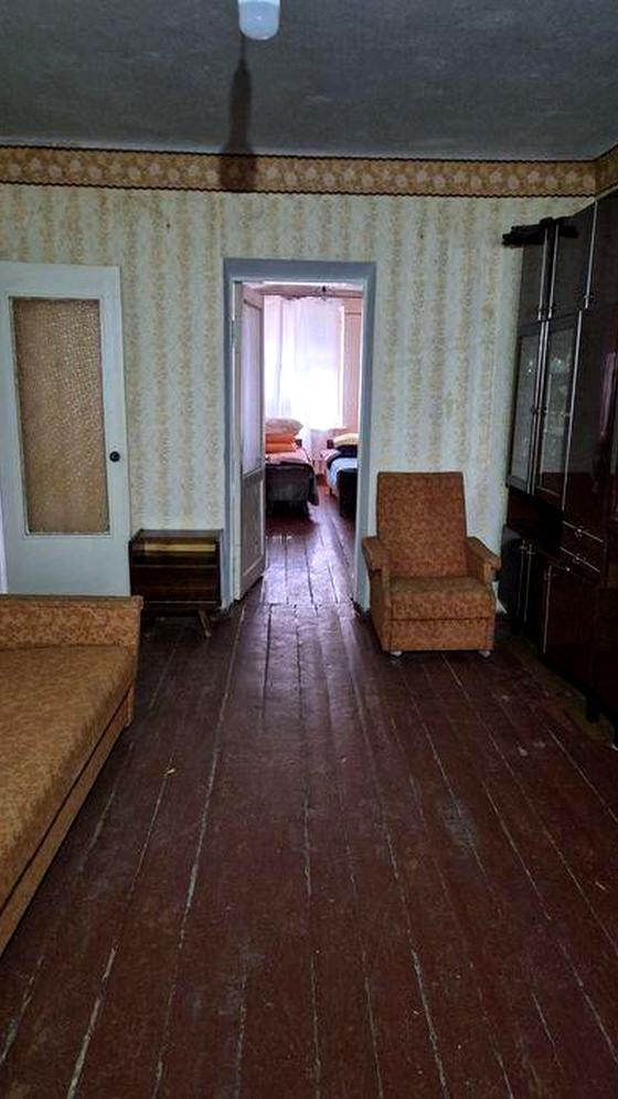 вулиця Інни Дерусової, 13