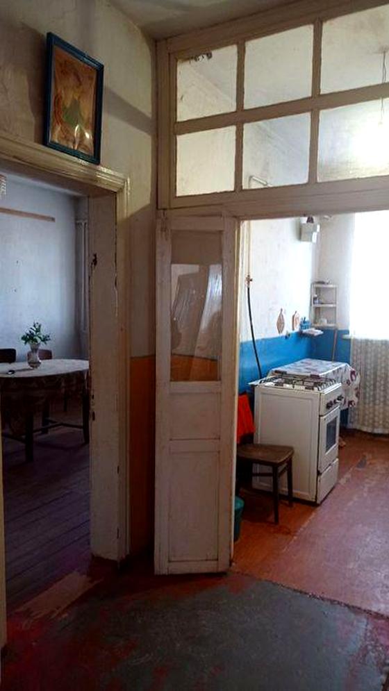 вулиця Лесі Українки, 44