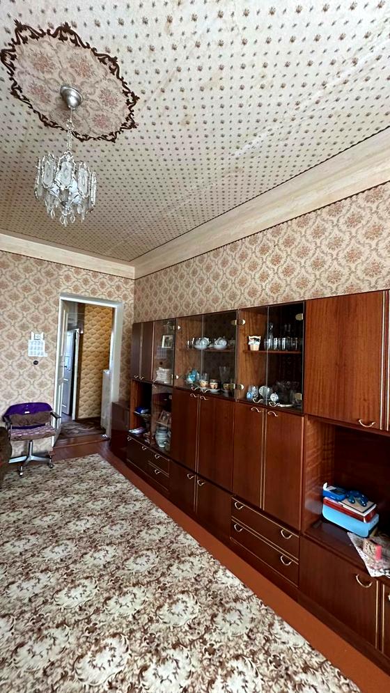 вулиця Незалежності, 2