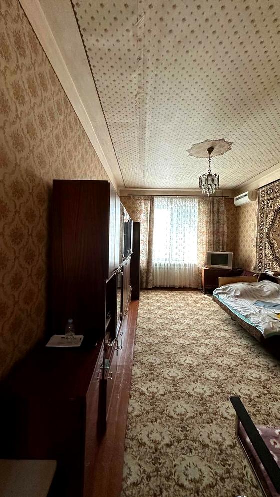 вулиця Незалежності, 2
