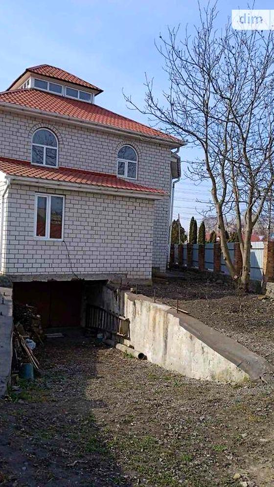 вулиця Вадима Нестерчука, 48