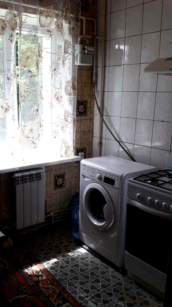 вулиця Захисників України, 22